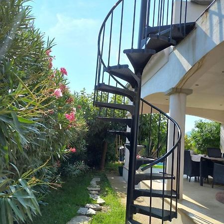 Afa Butrone Sarrola Apartment Exterior photo